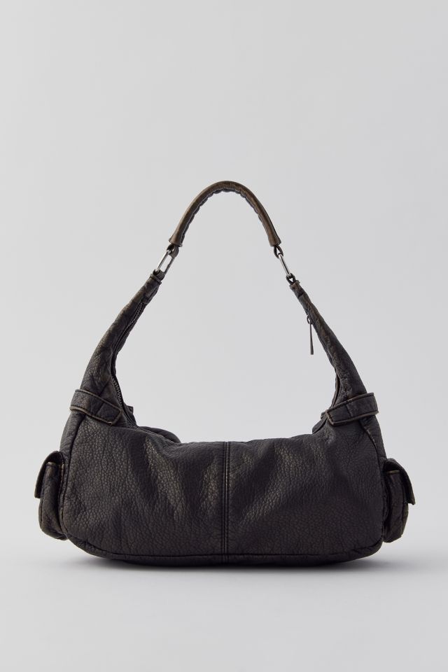 【Urban Outfitters】Silence+Noise スタッズ ショルダーバッグ Silence + Noise Floral Studded Crescent Bag | Urban Outfitters