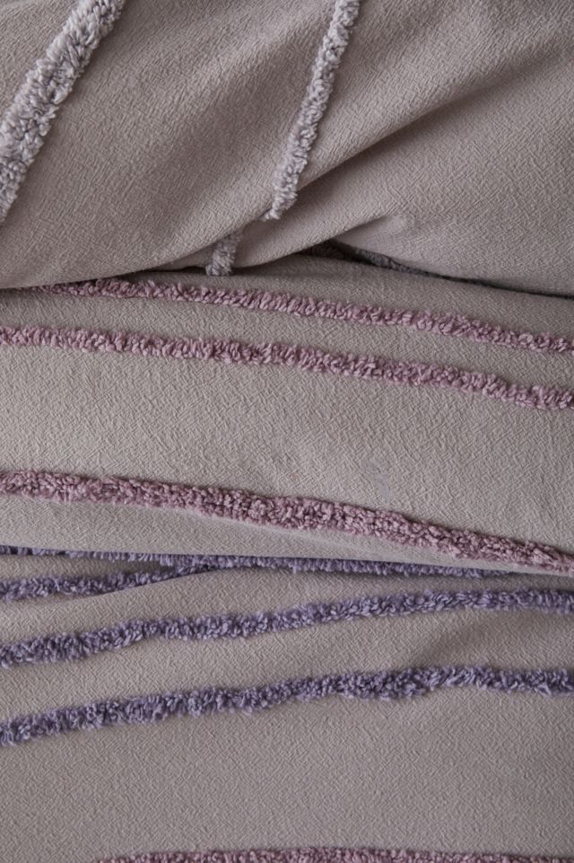 Swirl Tufted Duvet Cover | Urban Outfitters