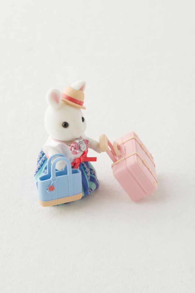 Sylvanian Families Weekend Travel Set -Snow Rabbit Mother