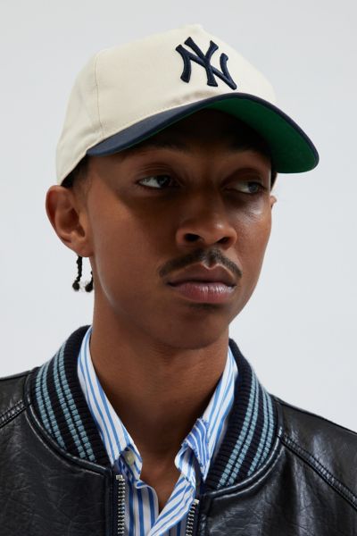 47 Brand Mlb New York Yankees Hitch Relaxed Fit Baseball Hat In Neutral At Urban Outfitters