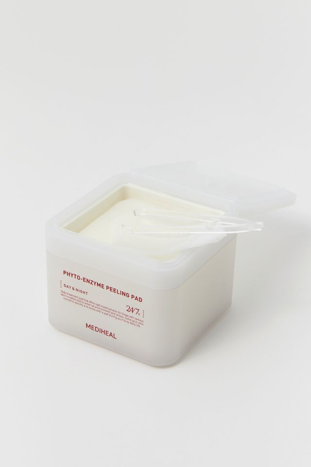 Mediheal 90-Count Phyto-Enzyme Peeling Pads for All Skin Types