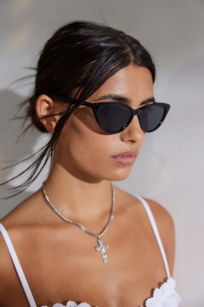 UO Essential Cat-Eye Sunglasses