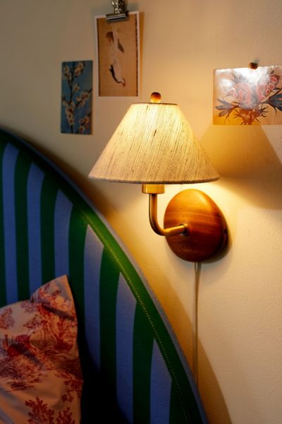 Maverick Sconce