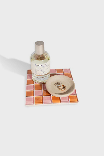 SUBTLE ART STUDIOS SQUARE CHECKERED GLASS TILE TRAY IN SUNROSE AMBER AT URBAN OUTFITTERS