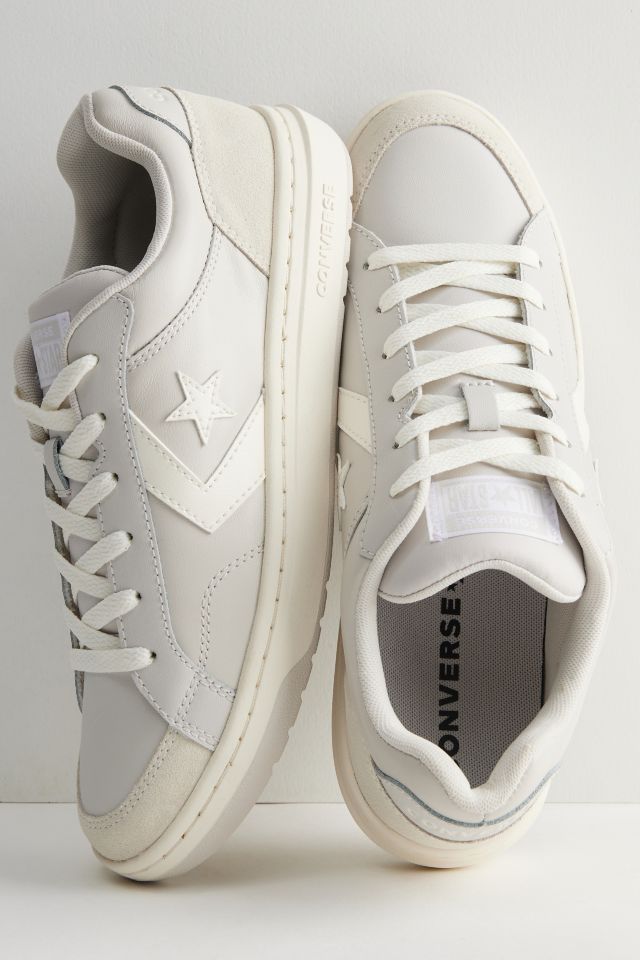 Converse Pro Blaze Classic Low Top Sneaker | Urban Outfitters