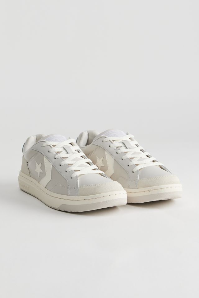 Converse Pro Blaze Classic Low Top Sneaker | Urban