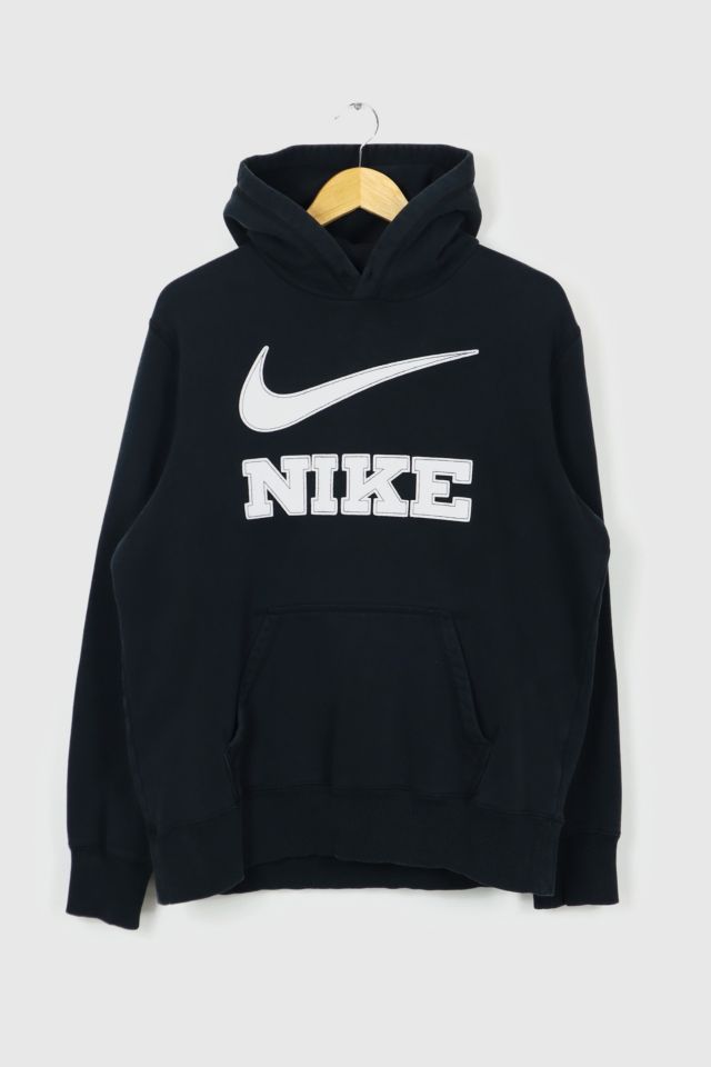 Vintage Nike Y2K Black Hoodie Sweatshirt | Urban Outfitters