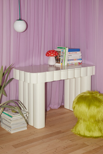 Jenavive Desk Urban Outfitters