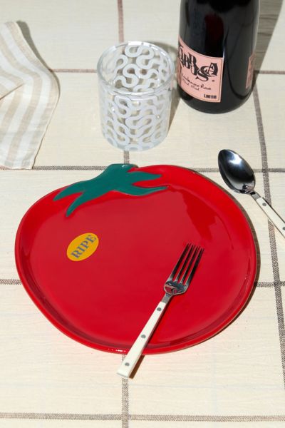 Doiy Tomato Dinner Plate In Red At Urban Outfitters