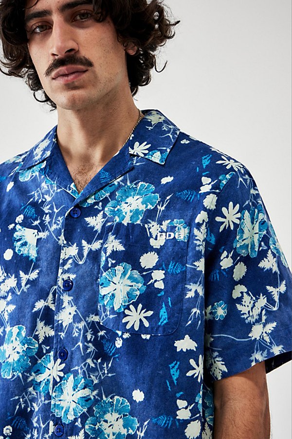 Bdg Blue Floral Short-sleeved Shirt Top In Blue, Men's At Urban Outfitters