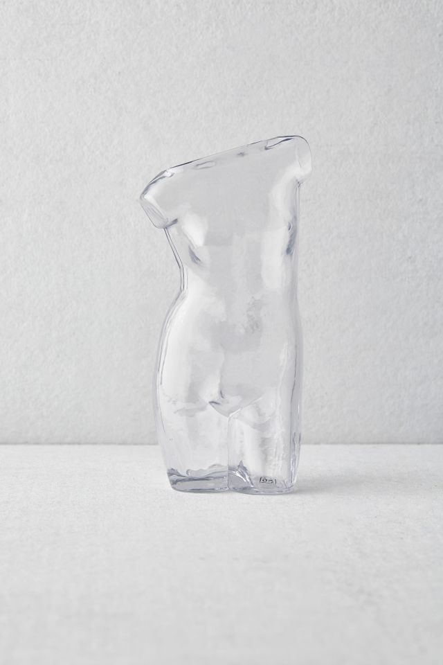 Vase en verre en forme de corps #1