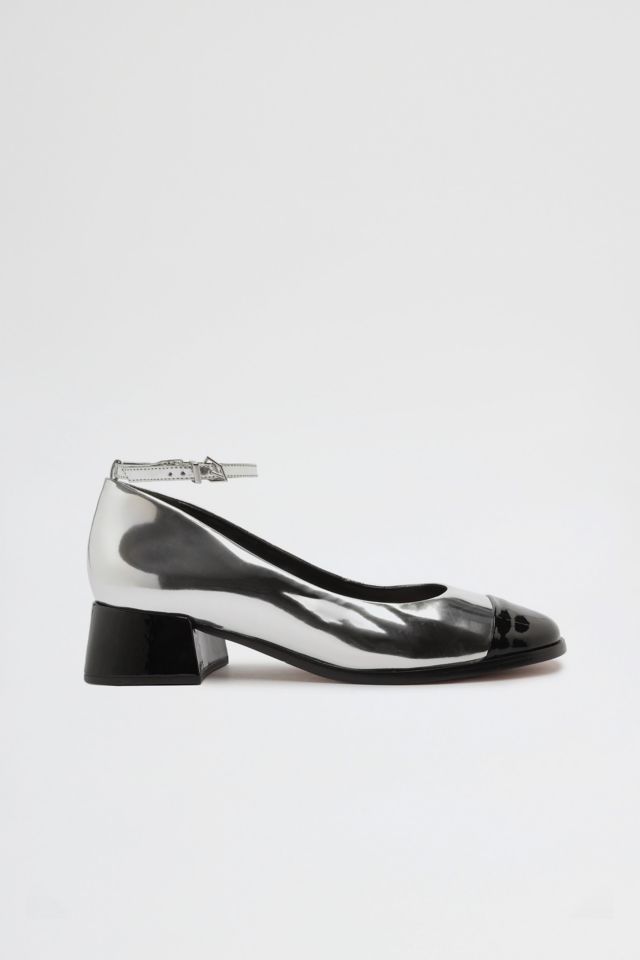 Schutz Dorothy Leather Ballet Flat | Urban Outfitters