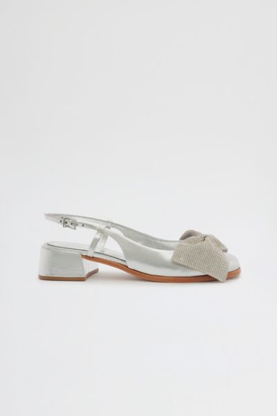 SCHUTZ LEATHER BOW SLINGBACK HEEL IN PRATA, WOMEN'S AT URBAN OUTFITTERS