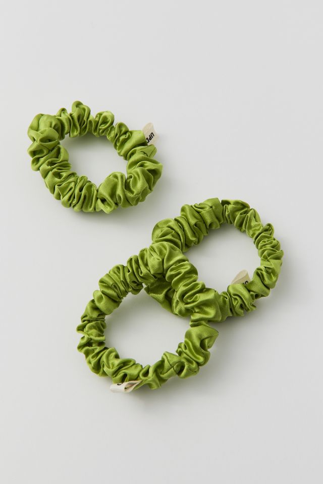 Scrunchie bracelet on sale