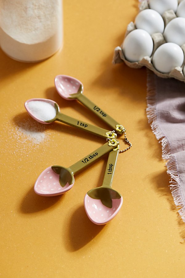 Urban Outfitters Strawberry Measuring Spoon Set In Pink At
