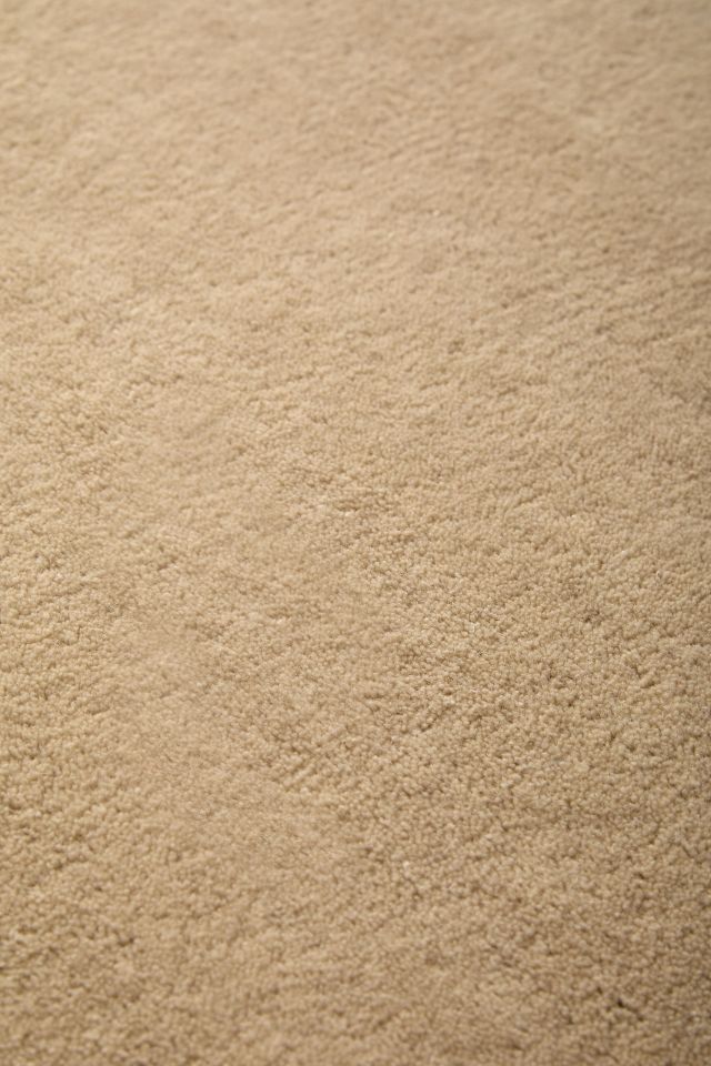 Cream Tufted Wool Area Rug with Border, 8' x 8'
