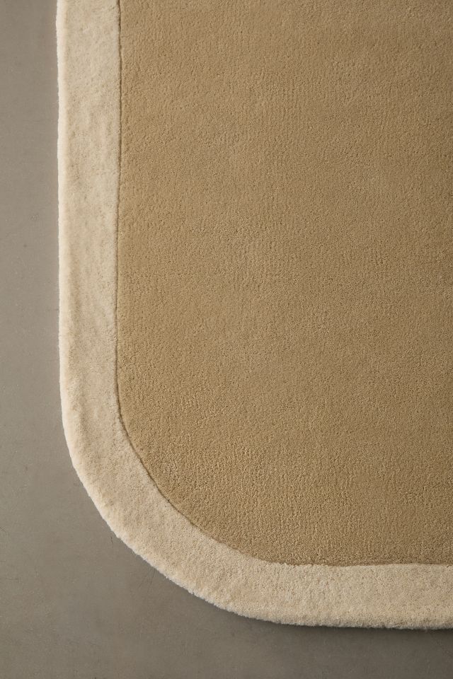 Cream Tufted Wool Area Rug with Border, 8' x 8'