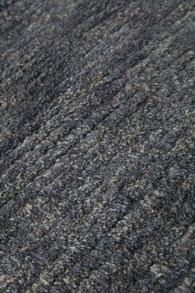 Charcoal Gray Hand-Tufted Wool 5'x8' Rectangular Rug