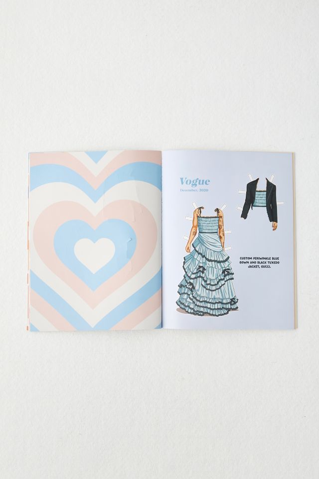 Dress Up Harry: A Harry Styles Paper Doll Book Featuring His Most Iconic Looks By Julia Murray #1