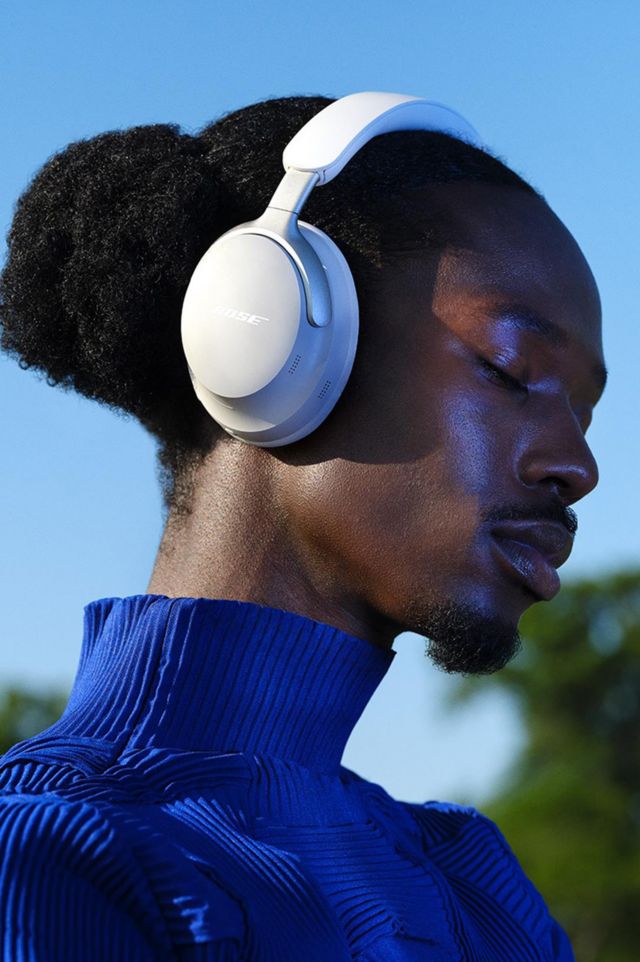 Bose QuietComfort Ultra Wireless Noise Cancelling Headphones #4