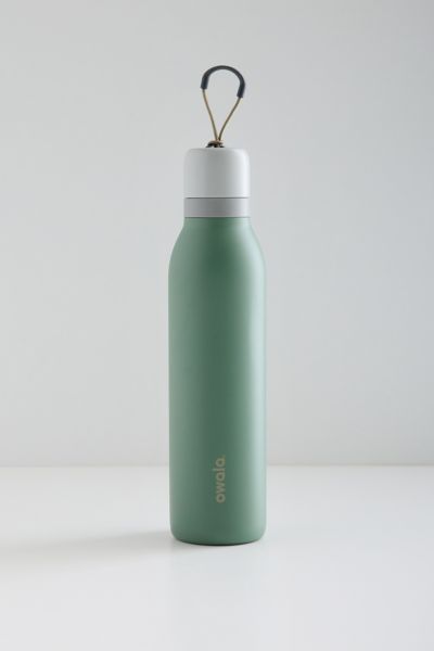 Owala Freesip Twist 24 oz Water Bottle In Greenhouse At Urban Outfitters