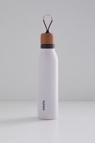Shop Owala Freesip Twist 24 oz Water Bottle In Sleepy Lavender At Urban Outfitters
