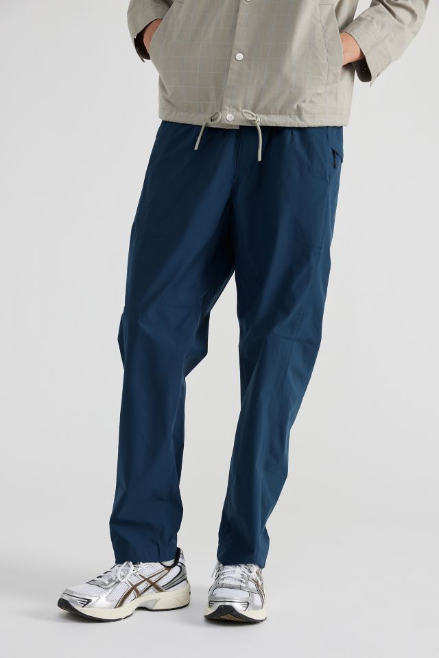 Goldwin All-Direction Stretch Tapered Pant | Urban Outfitters