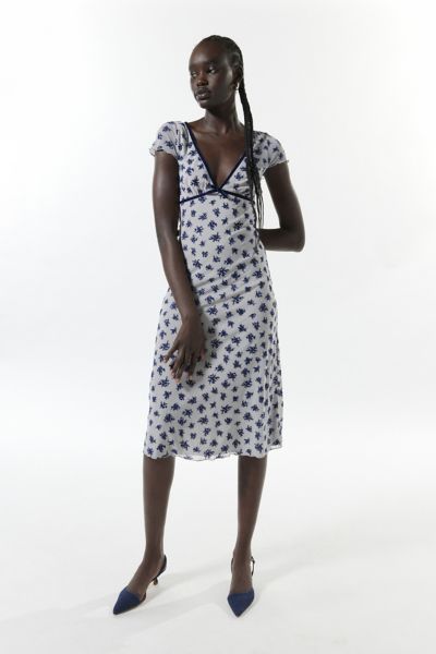 Motel Vilnia Floral Midi Dress In Light Blue, Women's At Urban Outfitters In Black/white