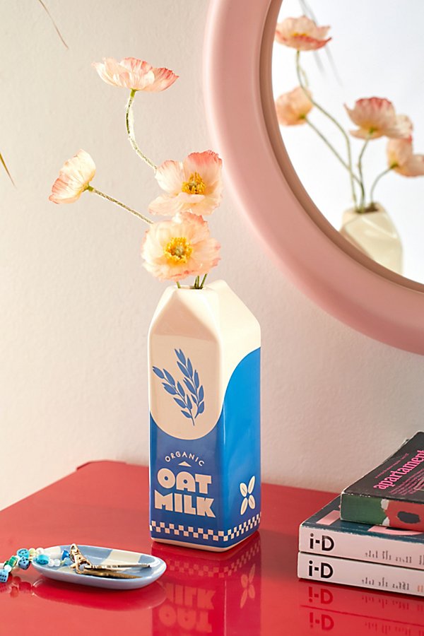 Bando Ban. Do Oat Milk Vase In Blue At Urban Outfitters