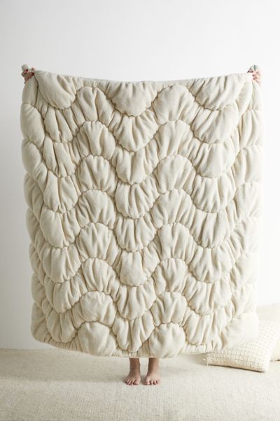 Gwendolyn Fleece Puffy Throw Blanket