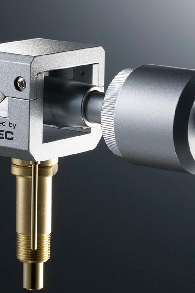 TEAC TN-3B-SE Manual Belt-Drive Turntable with SAEC Tonearm #3