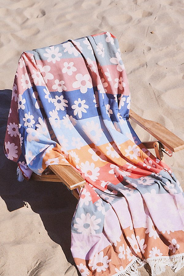 Slowtide Floral Throw Blanket In Joplin At Urban Outfitters In Multi