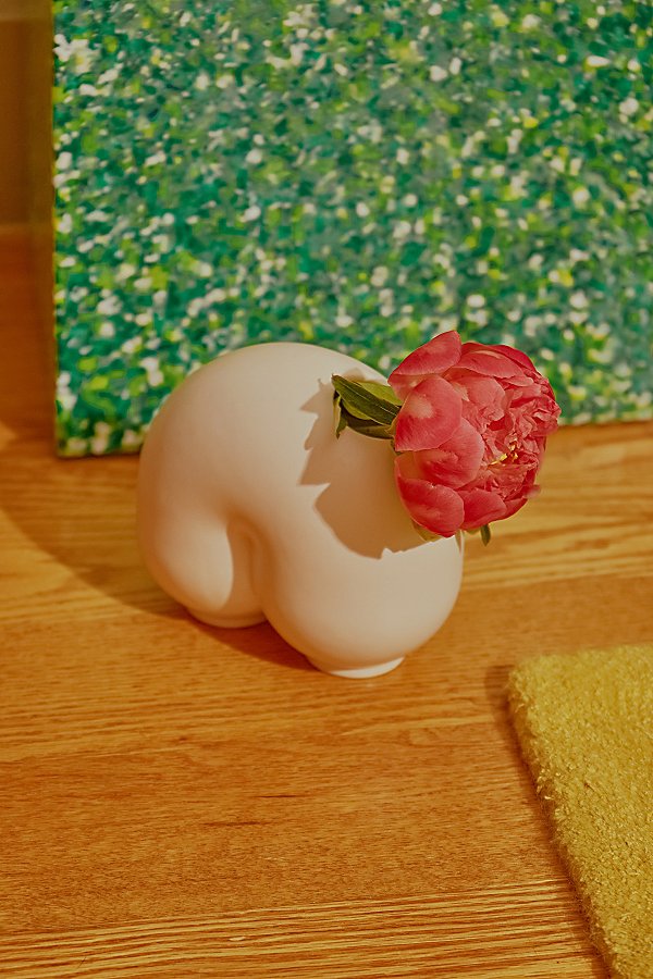 Areaware Ceramic Kirby Vase In Enny At Urban Outfitters In White
