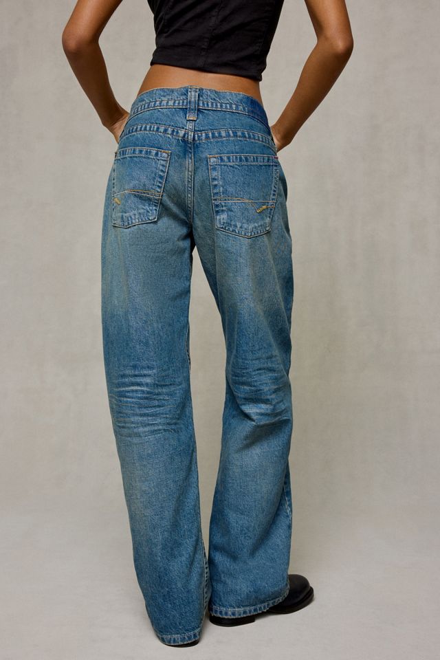 BDG Kayla Low-Rise Jeans #2
