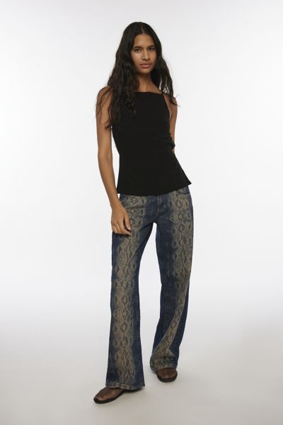BDG KAYLA PRINTED LOW-RISE JEAN IN SNAKE PRINT, WOMEN'S AT URBAN OUTFITTERS 