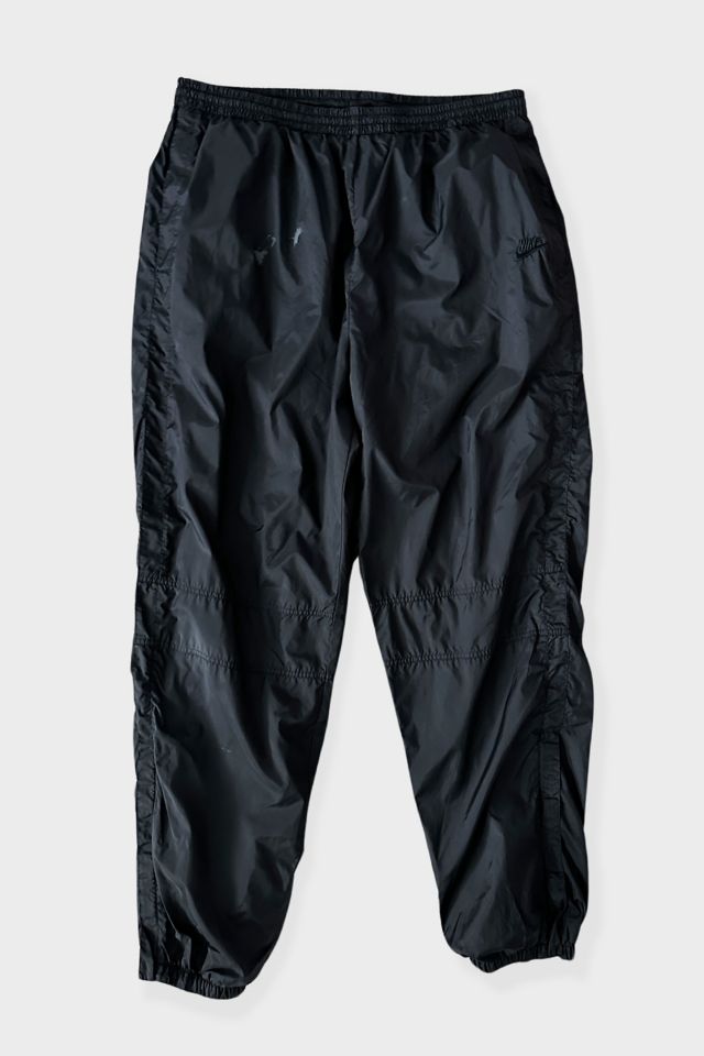 Black nike clearance windbreaker pants