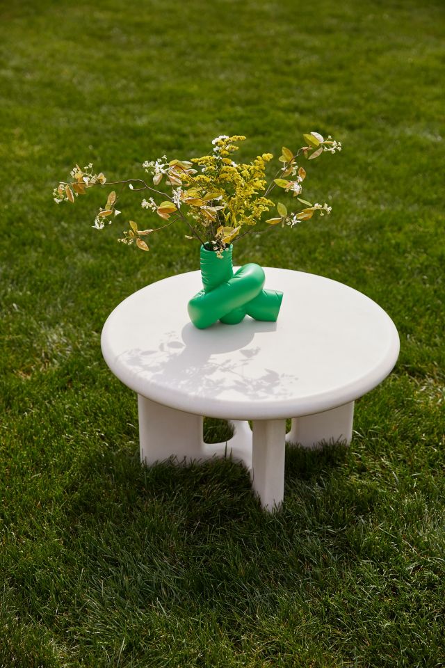 Rounded outdoor coffee table urban outfitters