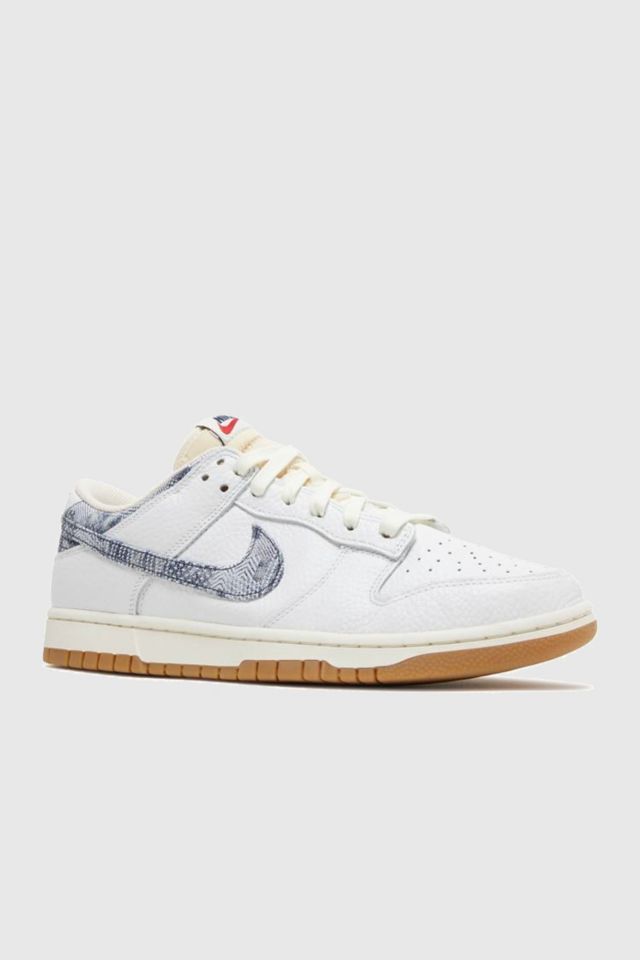 Urban outfitters nike clearance dunks