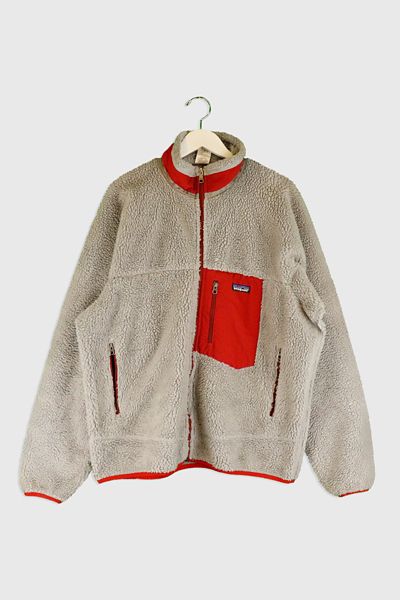 Patagonia fuzzy best sale jacket full zip