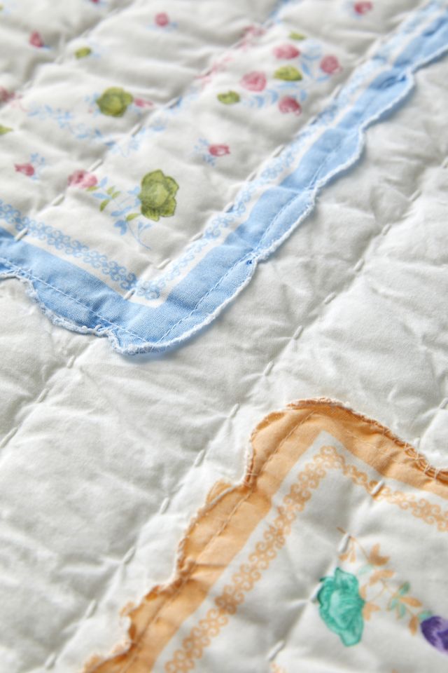 アーバンアウトフィッターズ　ブランケット Urban Renewal Remnants Hankie Quilted Throw Blanket | Urban