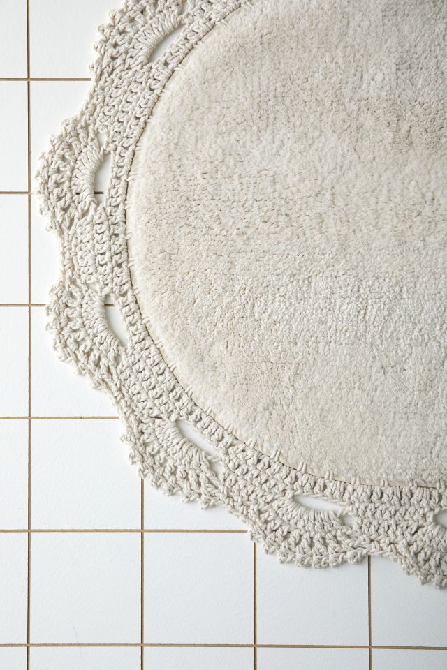 Heidi Crochet Bath Mat | Urban Outfitters