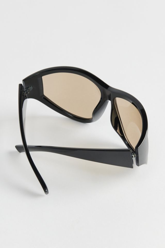 Cohen Oversized Wraparound Sunglasses | Urban Outfitters