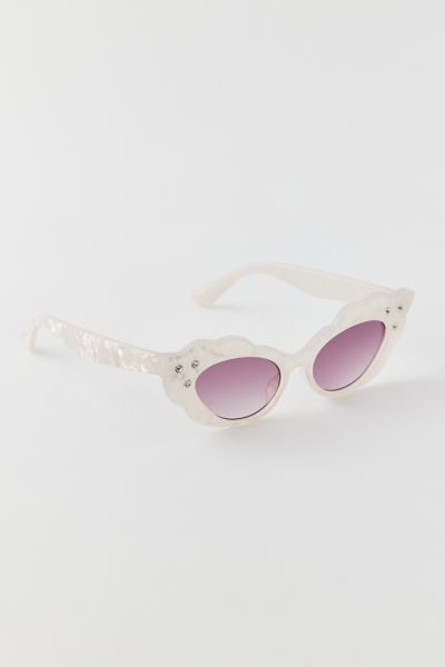 Gem Scalloped Cat-Eye Sunglasses | Urban Outfitters Canada
