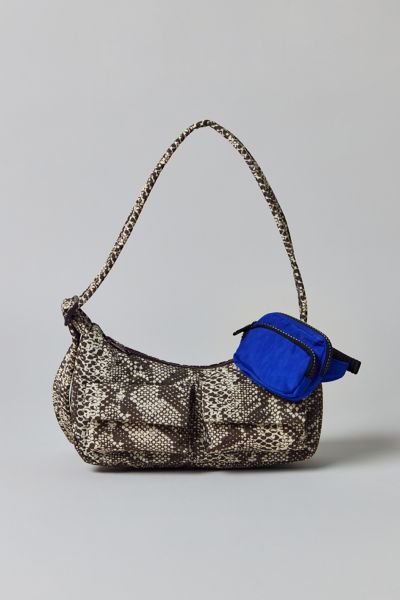 【Urban Outfitters】人気！BAGGU Nylon Shoulder Bag BAGGU Nylon Shoulder Bag | Urban Outfitters