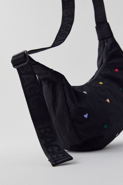 BAGGU Embroidered Medium Nylon Crescent Bag | Urban