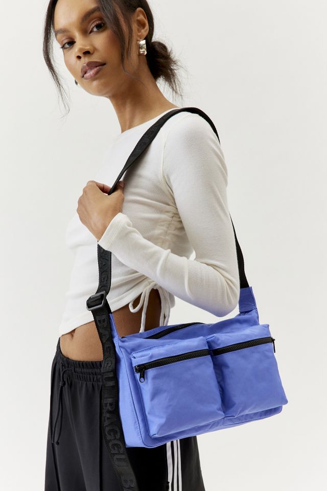 BAGGU Medium Cargo Nylon Crossbody Bag | Urban Outfitters