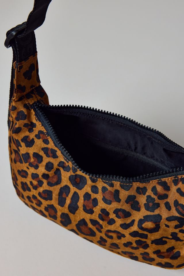 BAGGU Small Nylon Crescent Bag