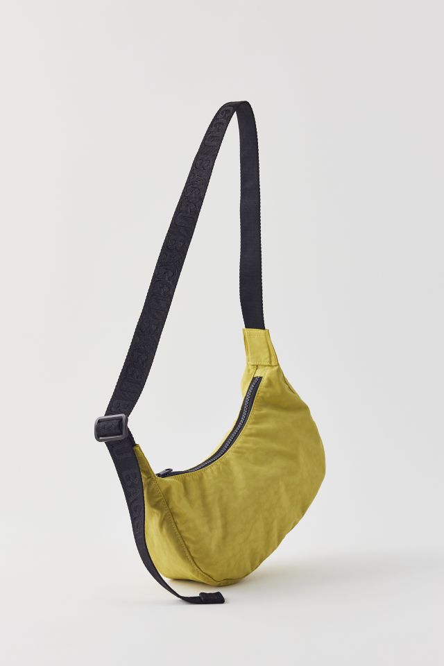 BAGGU Small Recycled Nylon Crescent Bag | Urban Outfitters