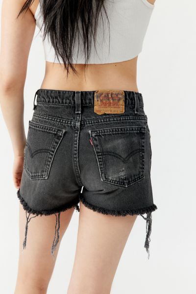 Urban Renewal Vintage Levi’s® Low Rise Slouchy Short