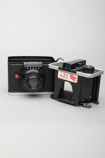 Acme Camera Co. Vintage Ansco Readyflash 620 Film Camera